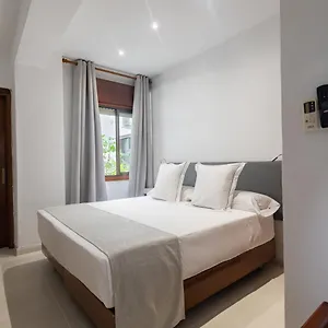 La Costa Guest house